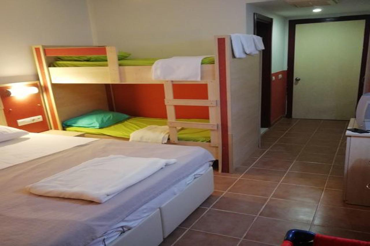 Carna Garden Hotel Side Bagian luar foto