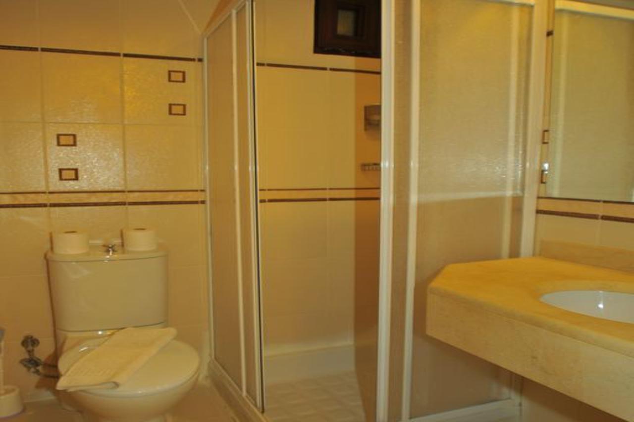 Carna Garden Hotel Side Bagian luar foto
